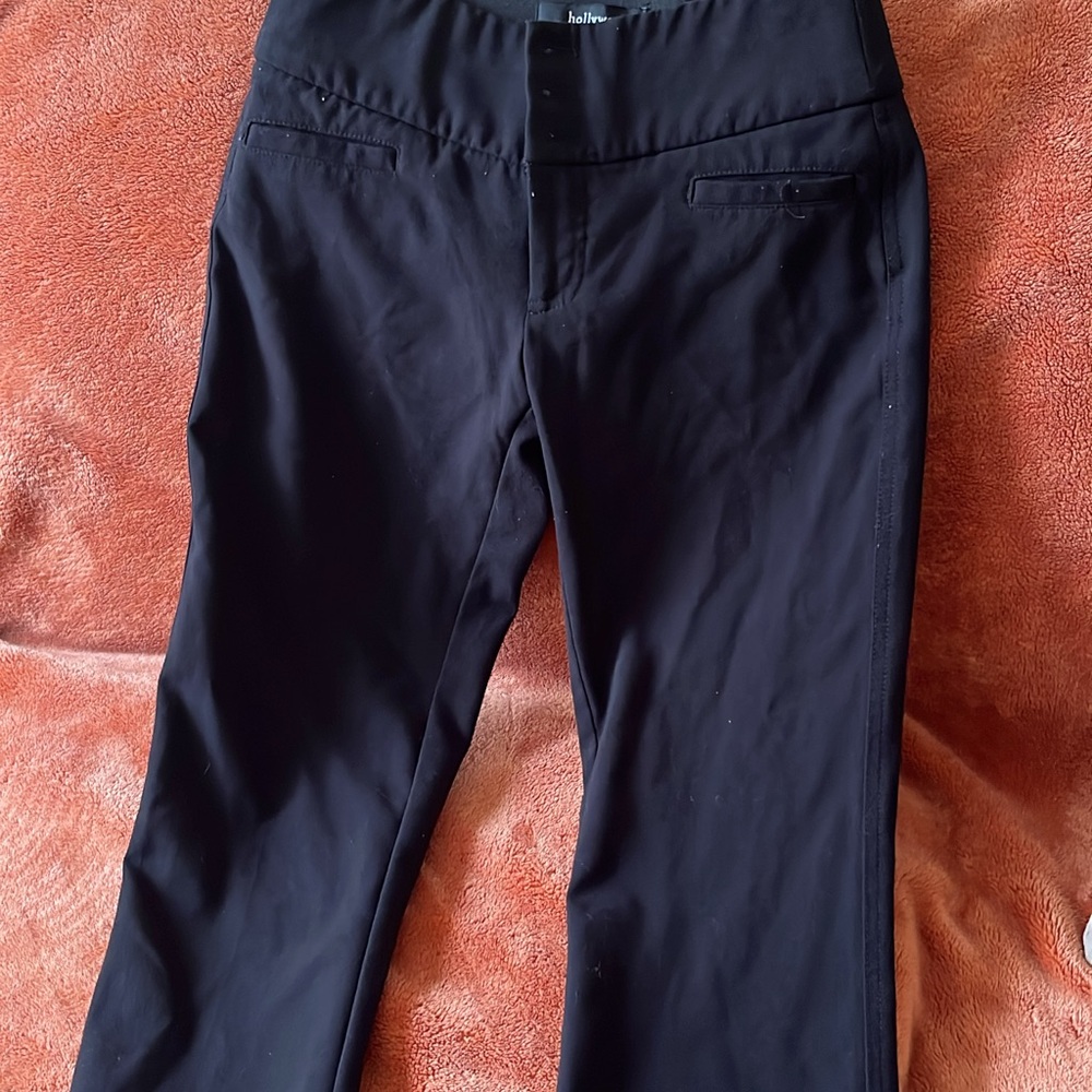 Elegant Black Flare Women's Jeans